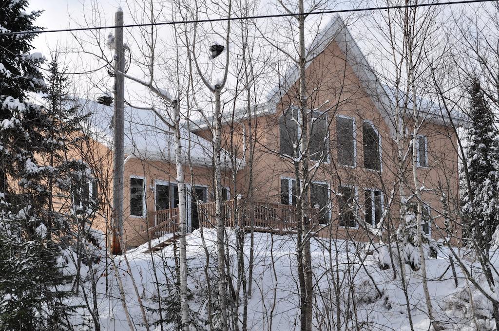 La Taniere De L'Ours Hotel Сен-Дона-де-Монкалм Екстериор снимка